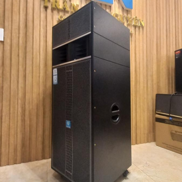 LOA BÌNH ĐỨNG VINHPRO V-215Đ công suất lên đến 1800W, 2 bass 40