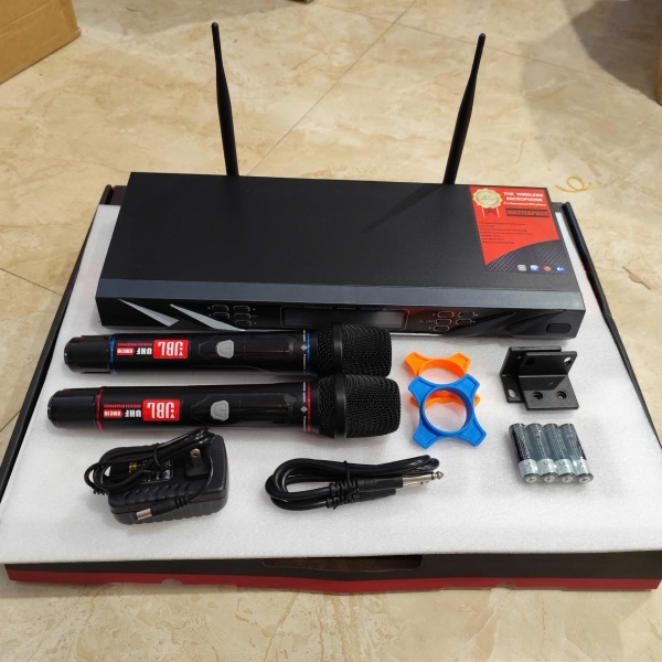 Micro JBL KMC10 - Micro không dây có đầu thu